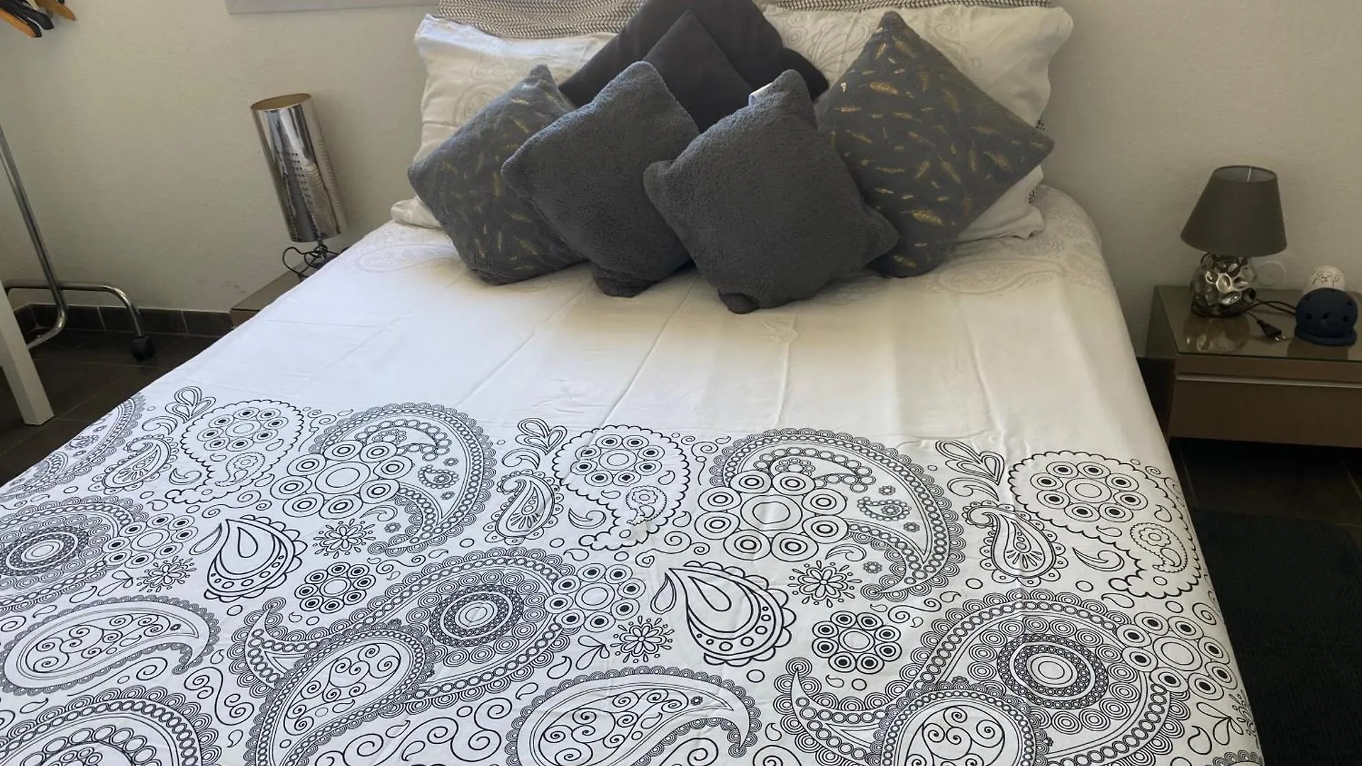 Appartamento Gk2Night, Appartement Avec Parking Sous Sol Gratuit Marsiglia